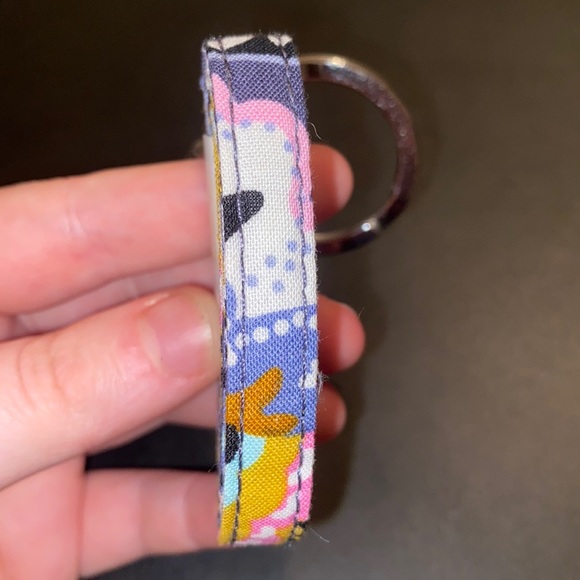 Vera Bradley lanyard - Picture 2 of 3